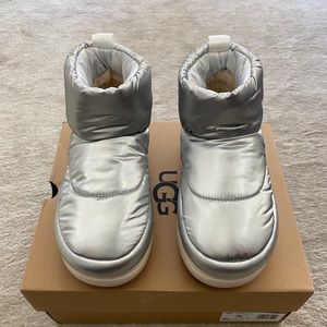 UGG Classic Maxi Mini